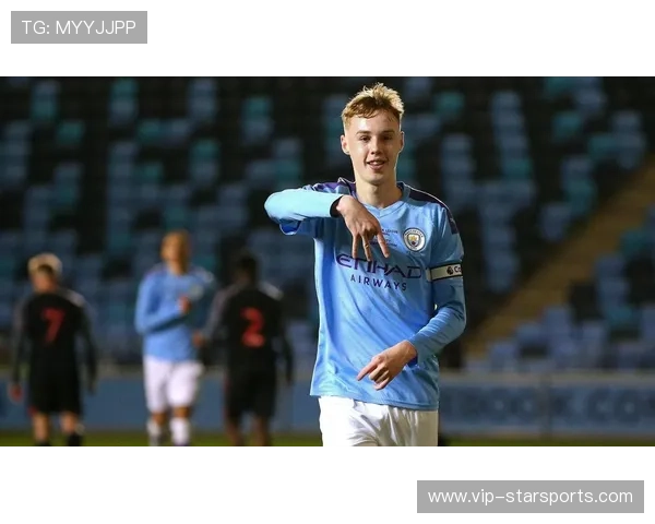 19岁曼城小将被外租，渴望回归母队争取出战机会，曼城主角
