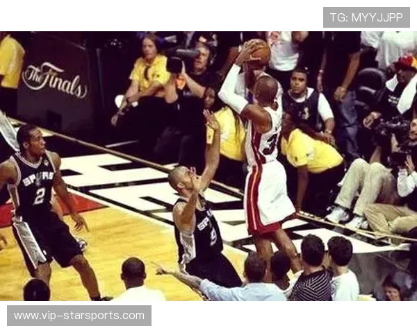 绝杀时刻爆燃全场!运动员“铸就奇迹”瞬间! 绝杀时刻爆燃全场!运动员“铸就奇迹”瞬间!