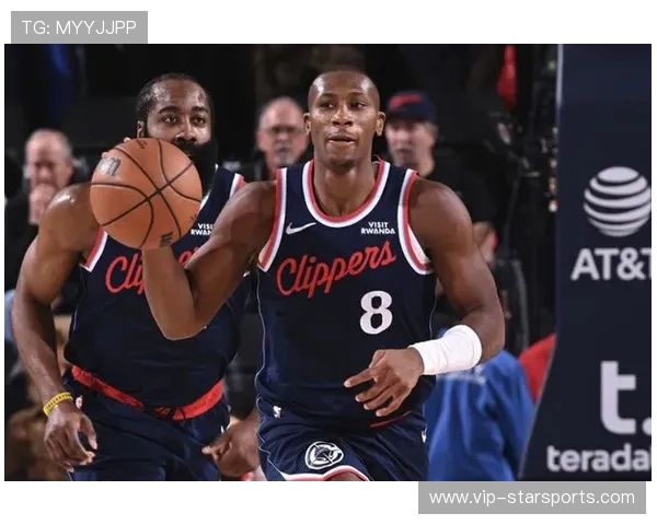 快船切入果断，篮下得分不断